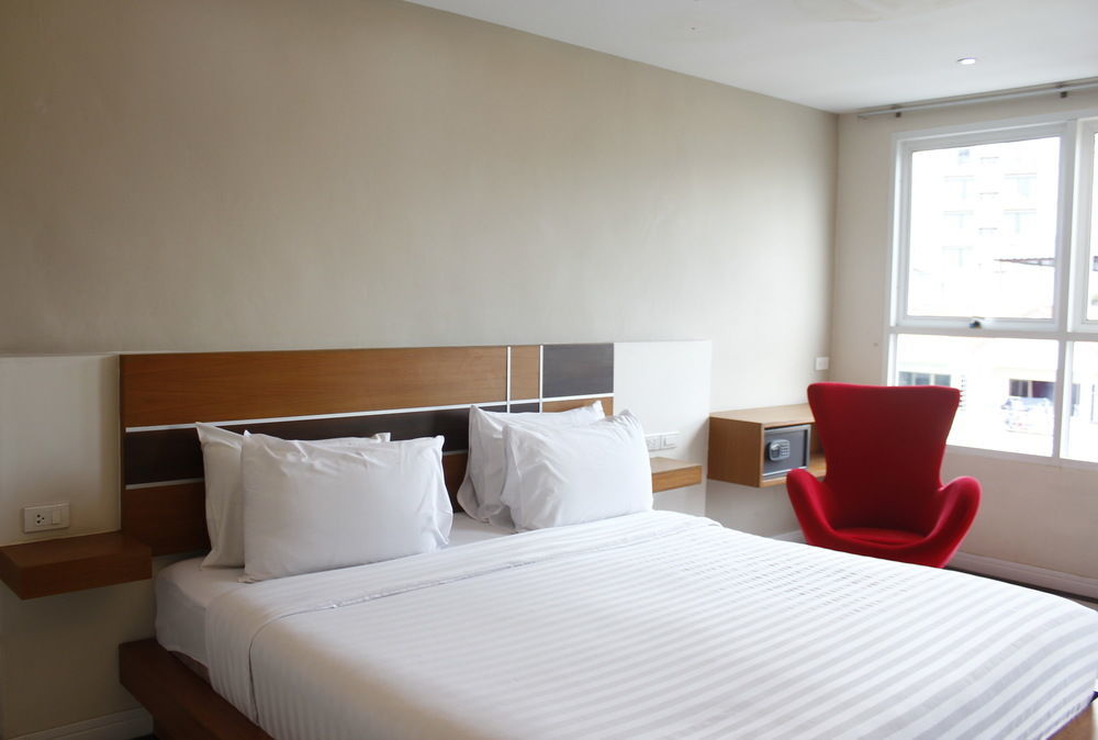 V Style Boutique Hotel Паттайя Экстерьер фото