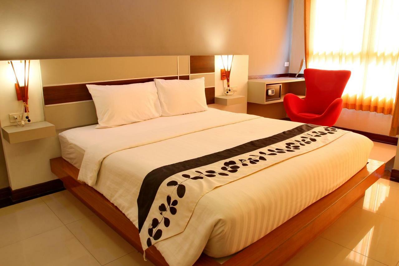 V Style Boutique Hotel Паттайя Экстерьер фото